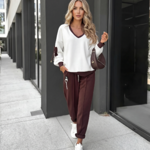 Conjunto Havana™ com Blusa Decote V e Visual Moderno